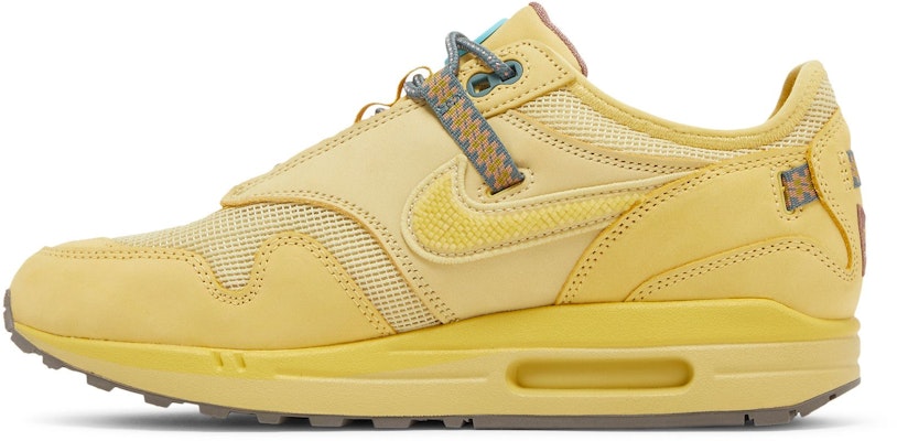 Travis Scott x Nike Air Max 1 'Saturn Gold' Sepatu Sneakers DO9392-700 Lookbook Travis Scott x Nike Air Max 1 'Saturn Gold' Sepatu Sneakers DO9392-700