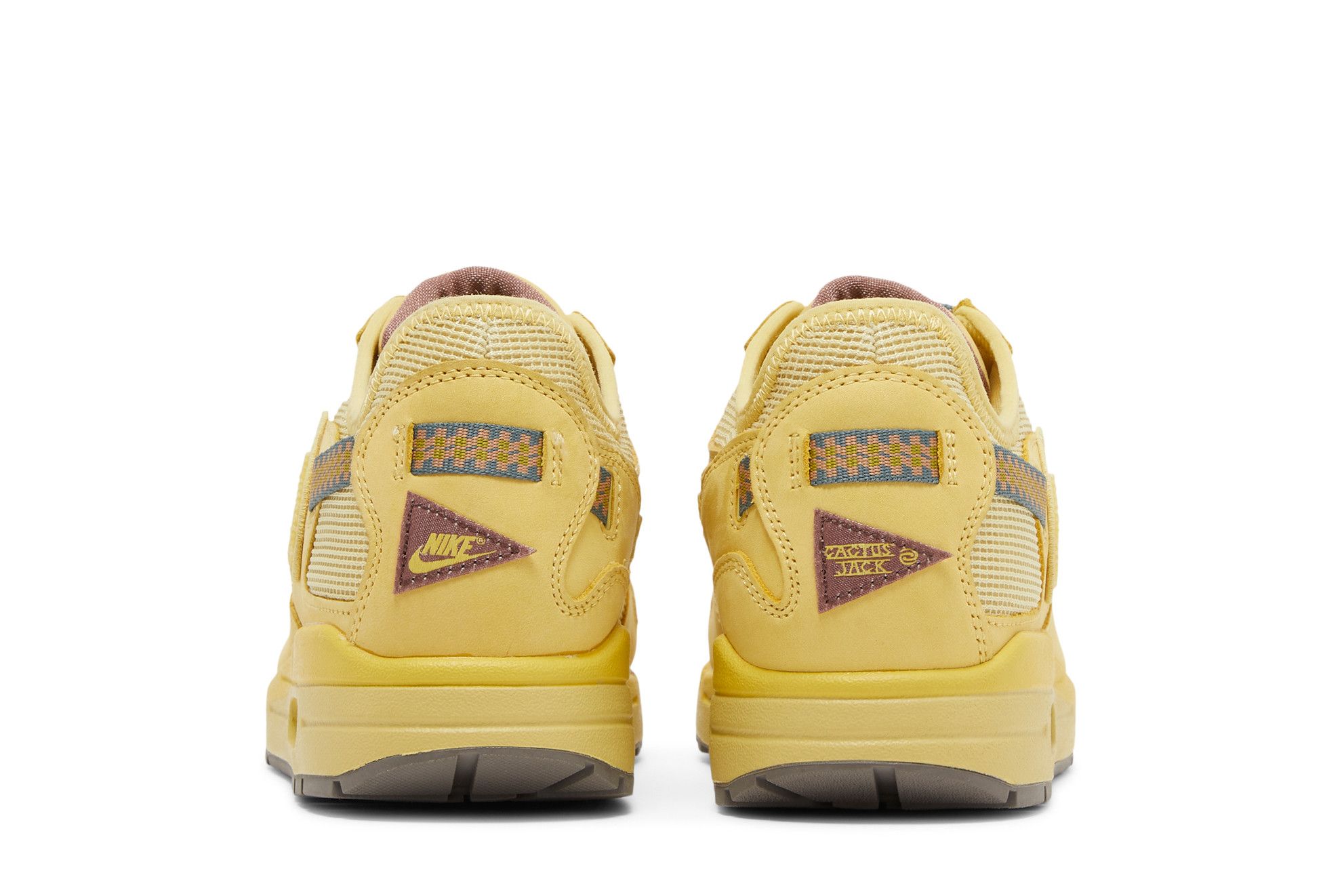 Sizing Travis Scott x Nike Air Max 1 '土星金' DO9392-700