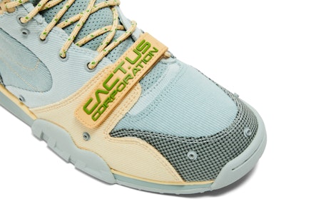 Travis Scott x Nike Air Trainer 1 SP 'Abu Kabut' DR7515-001 2