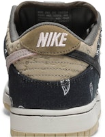 트래비스 스캇 x 나이키 SB 덩크 로우 '챱챱' F&F 에디션 CT5053-001-FF Sizing 트래비스 스캇 x 나이키 SB 덩크 로우 '챱챱' F&F 에디션 CT5053-001-FF