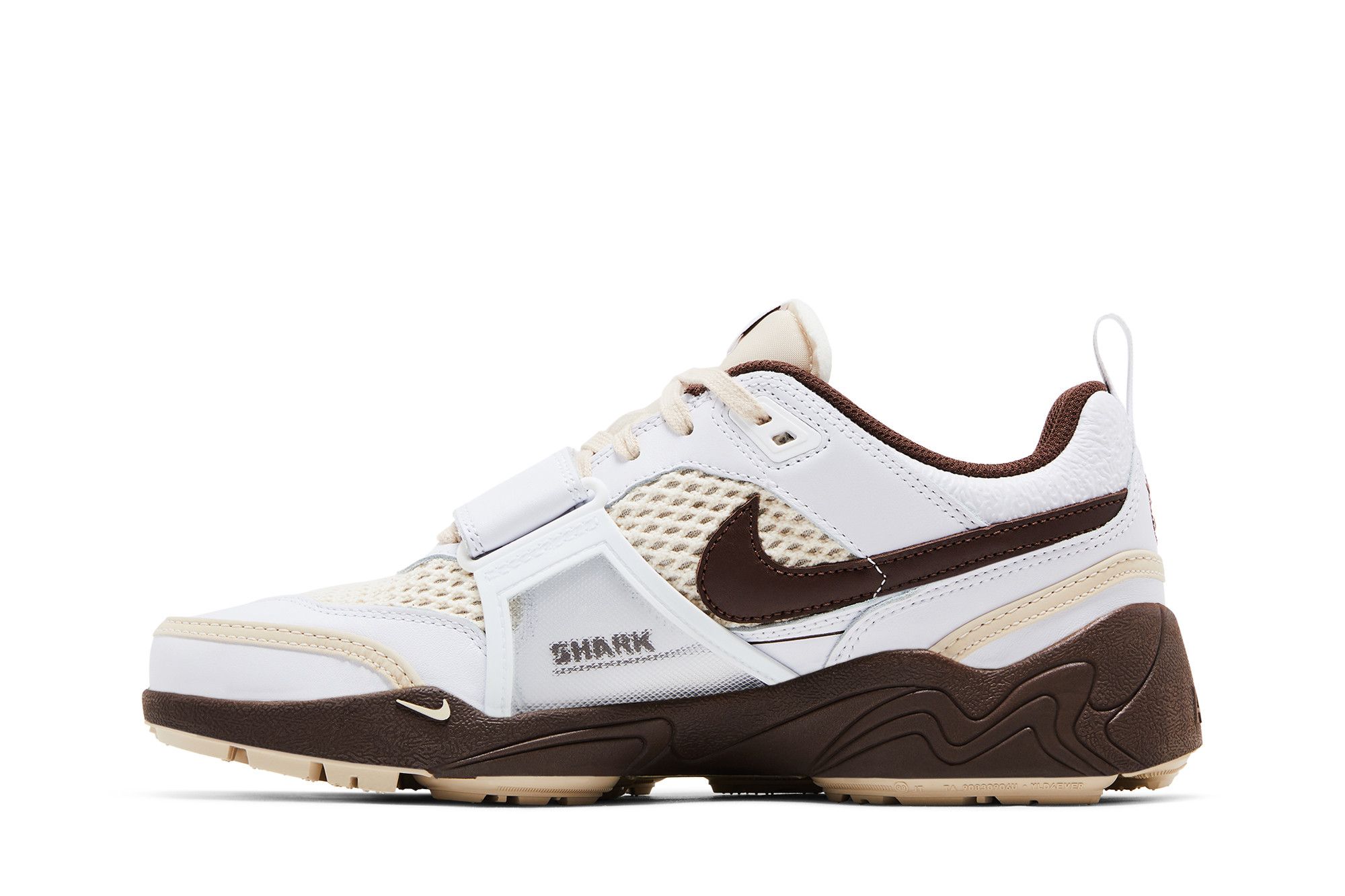 Shop Travis Scott x Nike Zoom Field Jaxx 'Coklat Muda' HQ3073-100