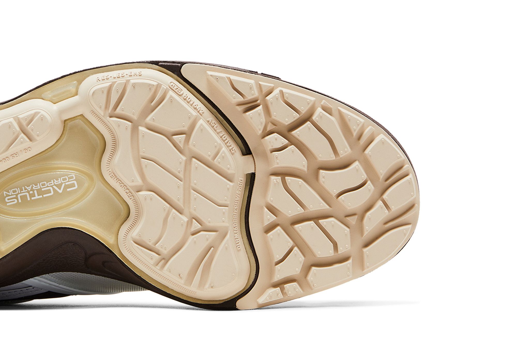Details for Travis Scott x Nike Zoom Field Jaxx 'Coklat Muda' HQ3073-100