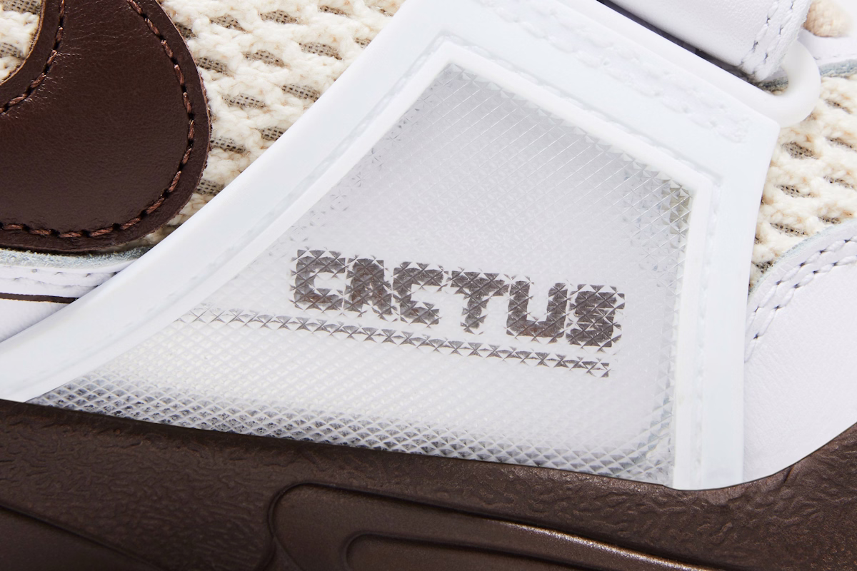 Travis Scott x Nike Zoom Field Jaxx 'Light Chocolate'