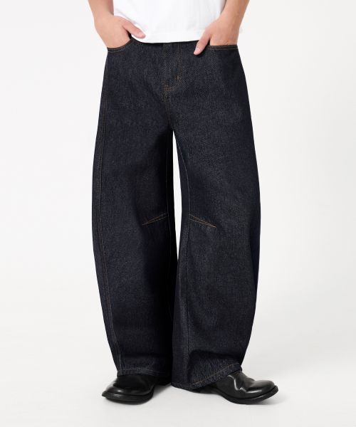 Lookbook Trillion [Nonfade] Curved Low Dart Indigo Denim Pants TRFPT80IDG