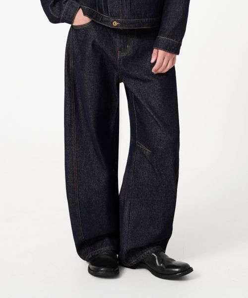 Shop Trillion [Nonfade] Curved Low Dart Indigo Denim Pants TRFPT80IDG