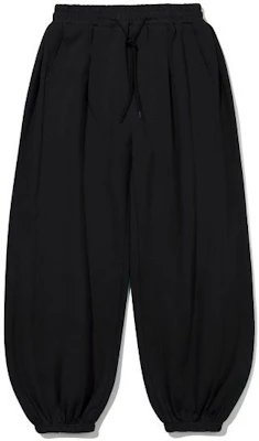 Trillion Deep Tuck Balloon Fit Sweat Jogger Pants (Black) TRSPT21BK Lookbook Trillion Deep Tuck Balloon Fit Sweat Jogger Pants (Black) TRSPT21BK