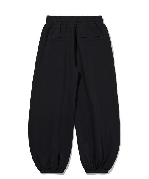 Shop Trillion Deep Tuck Balloon Fit Sweat Jogger Pants (Black) TRSPT21BK