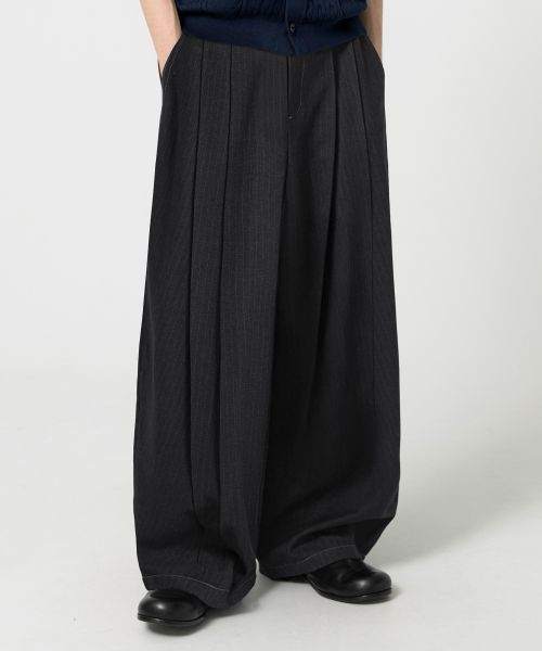 Purchase TRILLION Two-Tuck Like Denim Wide Slacks_Black TRFPT62BK