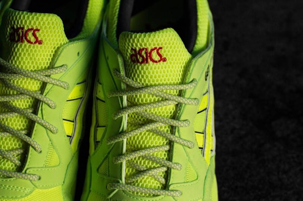 Ubiq x ASICS GEL-LYTE V "HAZARD" (ユビク コラボ) H41GK-8686 Order Ubiq x ASICS GEL-LYTE V "HAZARD" (ユビク コラボ) H41GK-8686