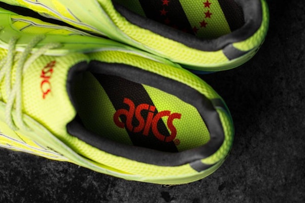 Ubiq x ASICS GEL-LYTE V "HAZARD" (ユビク コラボ) H41GK-8686 Lookbook Ubiq x ASICS GEL-LYTE V "HAZARD" (ユビク コラボ) H41GK-8686