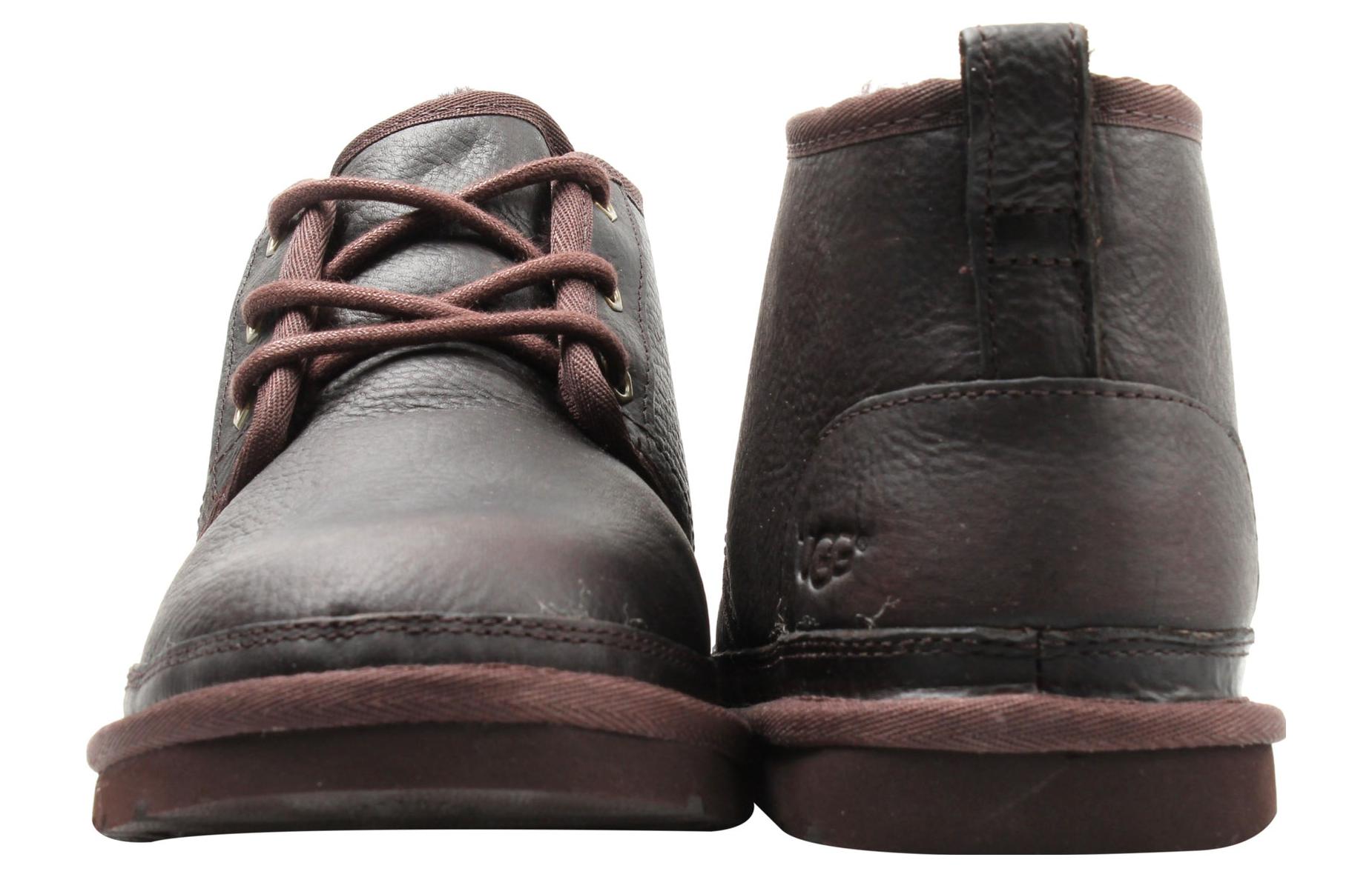 Shop Stivali UGG alla Caviglia ''Comfort Marrone Scuro Neve''. 1008908-CTEA