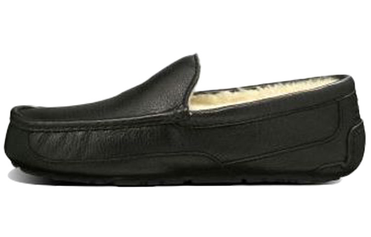 UGG Ascot 'Black' 5379B-BLK