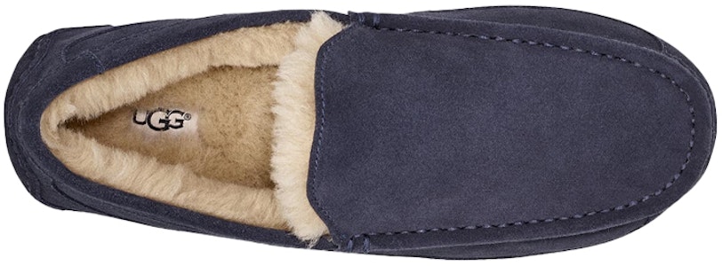 UGG Ascot Slipper Biru Tua 1101110-TNVY Purchase UGG Ascot Slipper Biru Tua 1101110-TNVY