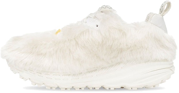 UGG CA805 x 2020 'Putih' 1116115-VRGR Buy UGG CA805 x 2020 'Putih' 1116115-VRGR