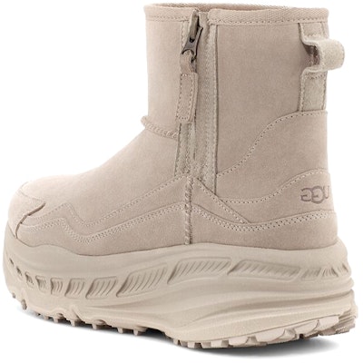 UGG CA805 Classic Weather High 'Beige Waterproof Suede' 1112369-BLK Lookbook UGG CA805 Classic Weather High 'Beige Waterproof Suede' 1112369-BLK