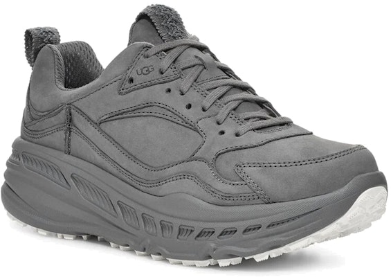 UGG CA805 Rendah 'Kelabu Gelap' 1119850-MNCK Lookbook UGG CA805 Rendah 'Kelabu Gelap' 1119850-MNCK