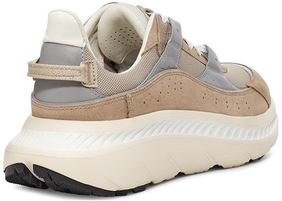 UGG CA805 V2 厚底運動休閒鞋 沙丘色 Lookbook UGG CA805 V2 厚底運動休閒鞋 沙丘色
