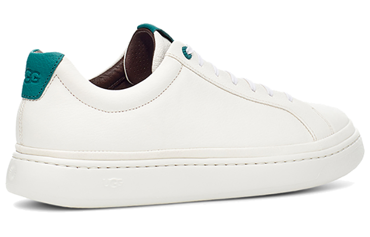 Shop UGG 캘리 스케이트 슈즈 (화이트 그린) 1106413-WBY