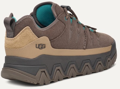 UGG CapTrail Rendah 1158252 Shop UGG CapTrail Rendah 1158252