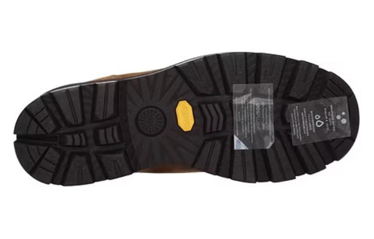 Shop UGG Chelsea Boot 'Kulit Pendek' 1134831-CTSD