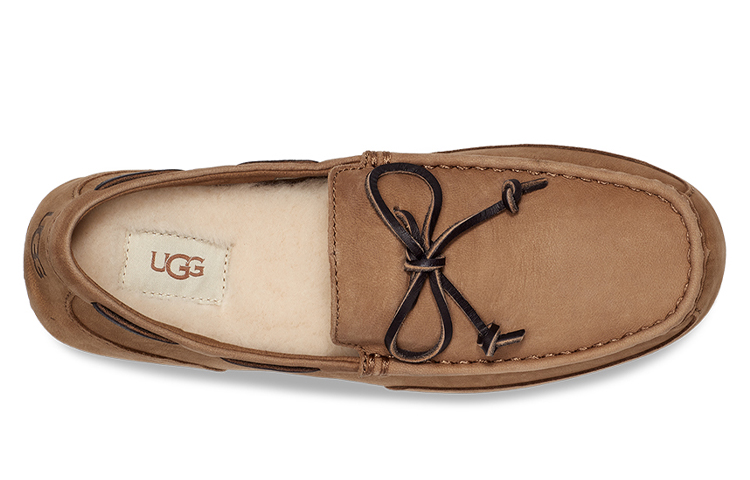 Purchase UGG Chester 'Castaño' 1137230-CHE
