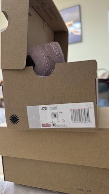 UGG Klasik 'Chestnut' 1106878-pcry Lookbook UGG Klasik 'Chestnut' 1106878-pcry