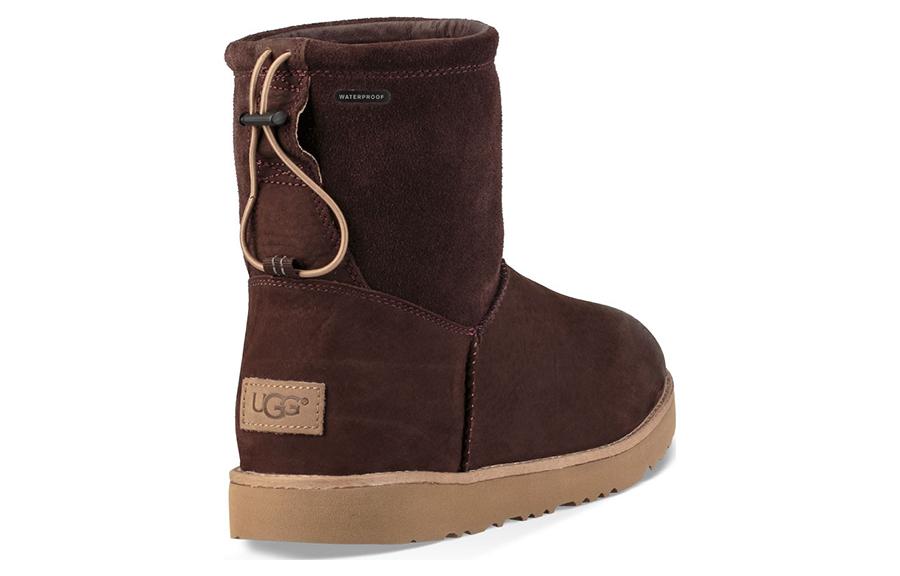 Purchase UGG Klassieke Laarzen ''Bruin'' 1097949-STT