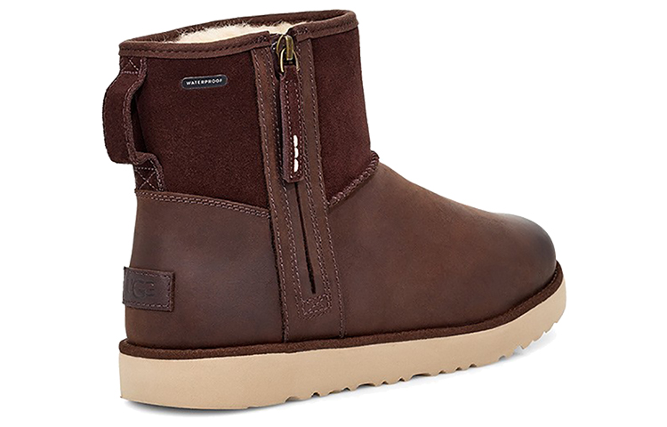 UGG Classic Luxe Zip Waterproof 圖 3