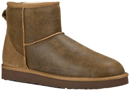 UGG CLASSIC MINI 時尚萬用 短中筒 雪地靴 男款 栗子棕色 Lookbook UGG CLASSIC MINI 時尚萬用 短中筒 雪地靴 男款 栗子棕色