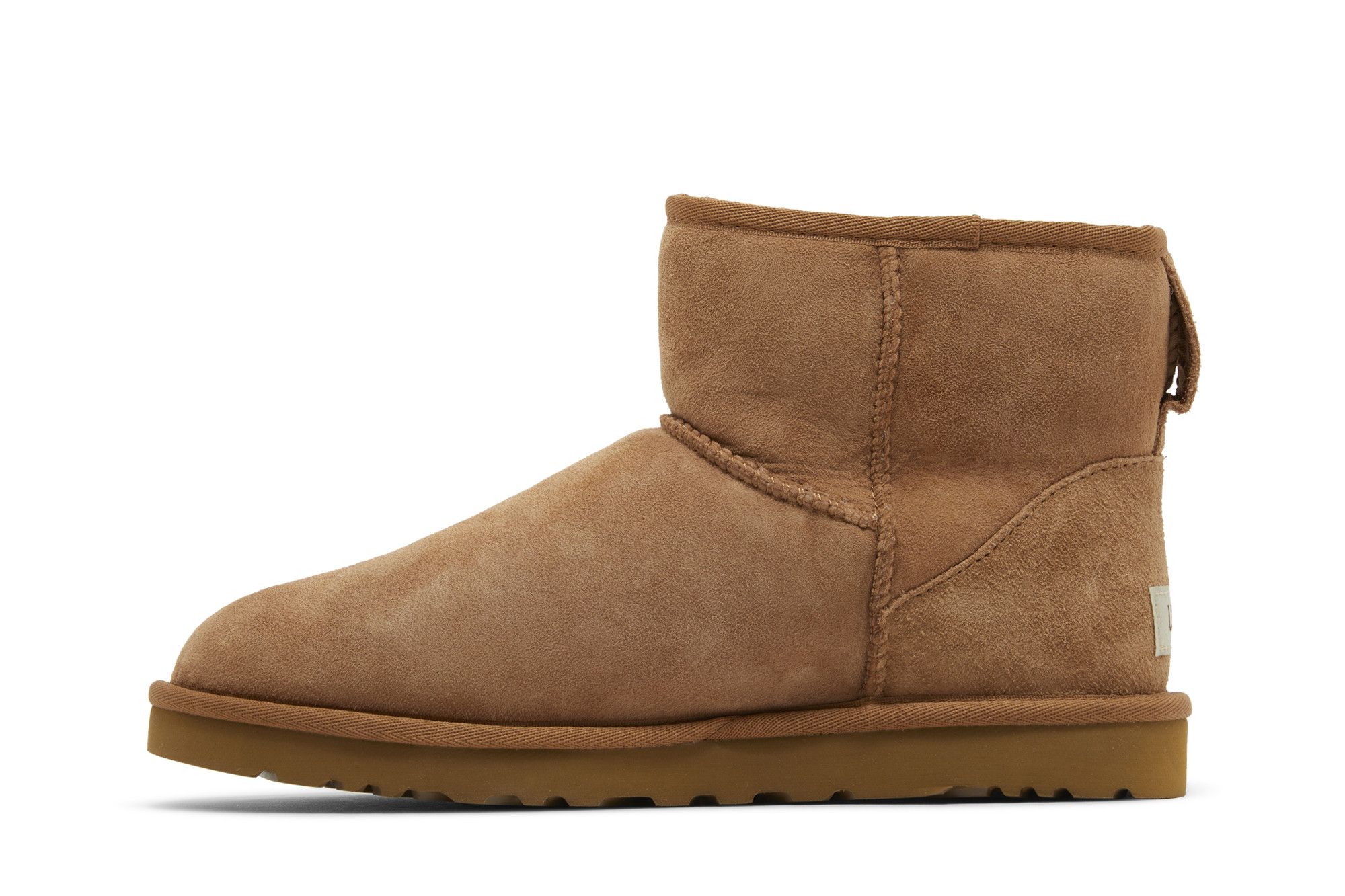 Lookbook UGG Classic Mini Boot Chestnut 1002072-CHE