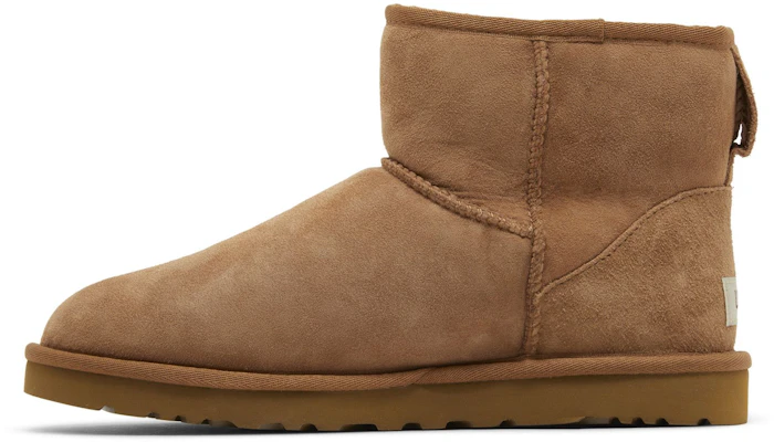 UGG Classic Mini Boot Chestnut 1002072-CHE Lookbook UGG Classic Mini Boot Chestnut 1002072-CHE