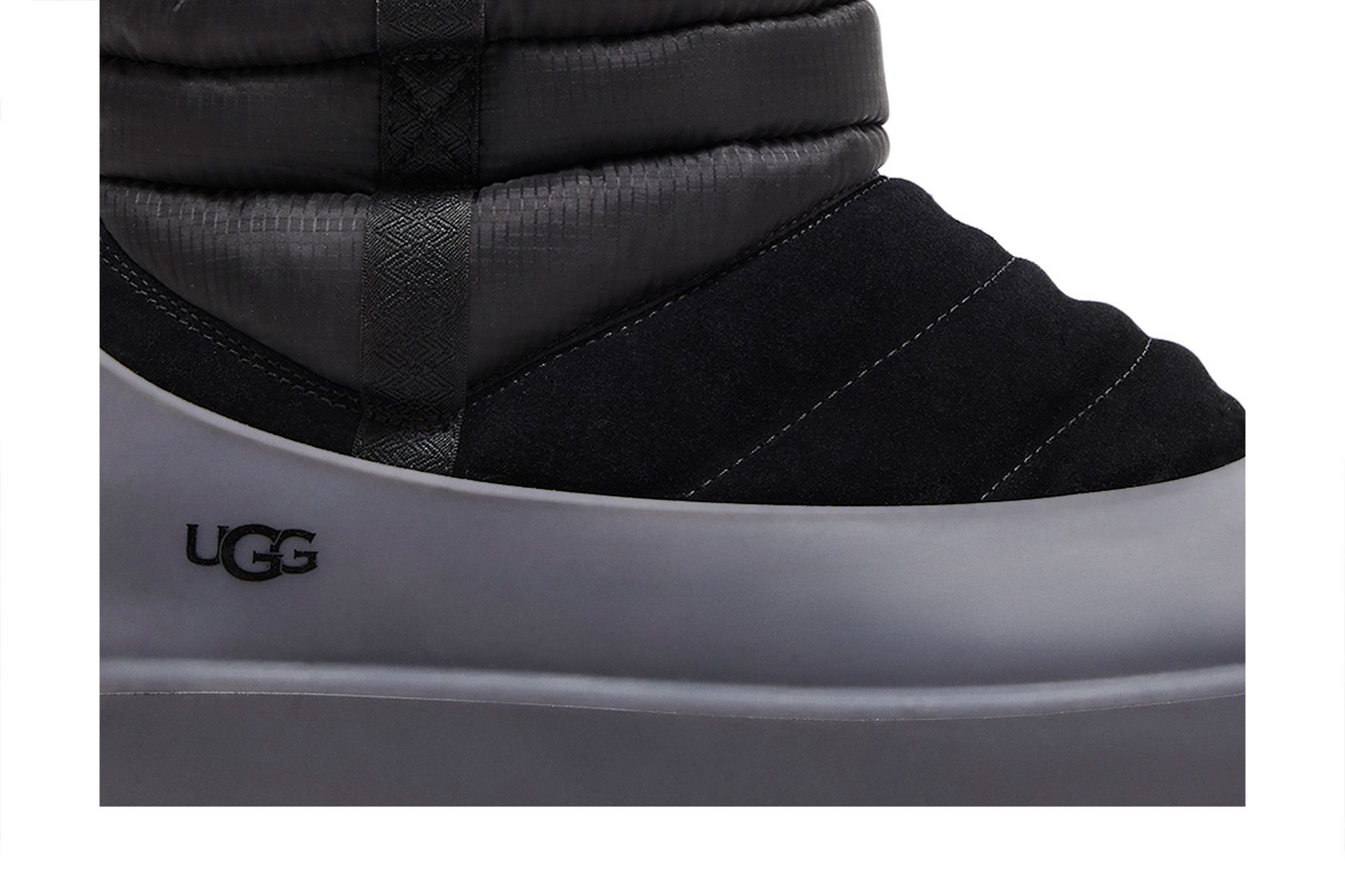 Order UGG Classic Mini Pull-On Weather Boot Hitam 1130737-BLK