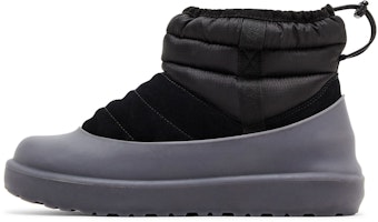 UGG Classic Mini Pull-On Weather Boot Hitam 1130737-BLK Lookbook UGG Classic Mini Pull-On Weather Boot Hitam 1130737-BLK