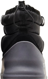 UGG Classic Mini Pull-On Weather Boot Hitam 1130737-BLK Sizing UGG Classic Mini Pull-On Weather Boot Hitam 1130737-BLK