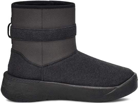 UGG Sepatu Boot Klasik S 'Hitam' 1135695-BLK Order UGG Sepatu Boot Klasik S 'Hitam' 1135695-BLK
