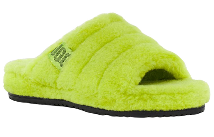 Lookbook UGG Fluff You 'Keselesaan Hijau' 1117473-KLBL