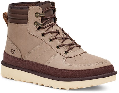 UGG Highland 皮革 舒適輕盈 短筒 戶外靴 男款 油灰色 Lookbook UGG Highland 皮革 舒適輕盈 短筒 戶外靴 男款 油灰色