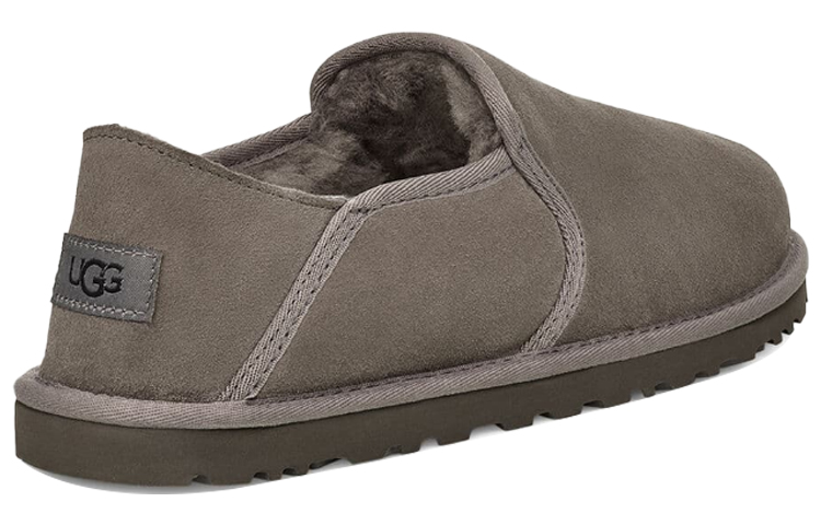 Shop UGG ケントン 裏フリース スリッパ (グレー) 3010-CHRC
