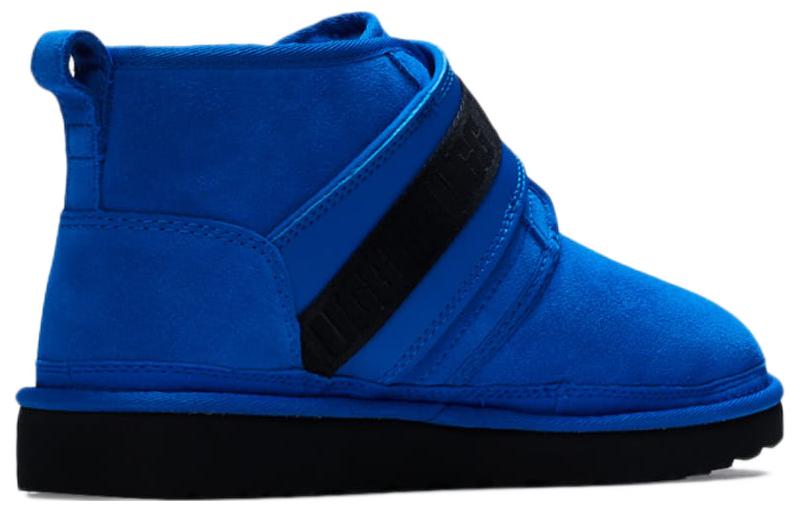 Lookbook Bota UGG Neumel Snapback Azul Dive y Negro 1118570-DVBC