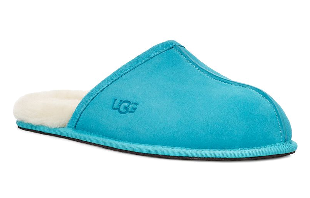 Lookbook UGG スカッフ スリッパ「オアシスブルー」 1101111-OSB