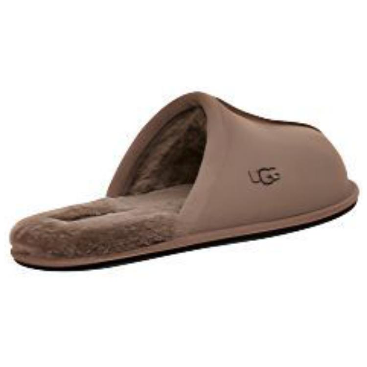 Shop UGG Scuff 拖鞋 Caribou 棕色 1101111-CRBO
