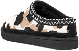 Lookbook UGG Tasman 'Sablon Sapi Hitam' 1125431-BLK