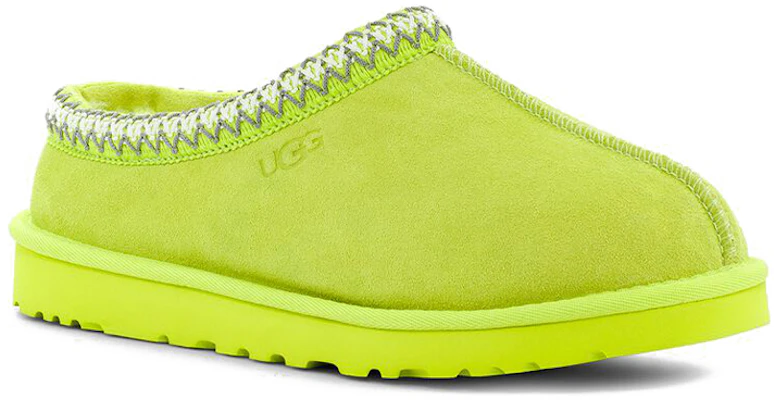 UGG 타스만 네온 그린 (UGG Tasman Neon Green) 5950-KLM Lookbook UGG 타스만 네온 그린 (UGG Tasman Neon Green) 5950-KLM