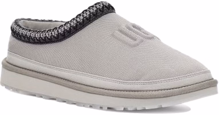 UGG 태즈먼 알파벳 운동화 (그레이) 1112693-SEL Lookbook UGG 태즈먼 알파벳 운동화 (그레이) 1112693-SEL