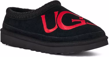 Lookbook UGGタスマン ロゴ スリッパ (黒/サンバ赤) 1112448-BSMR