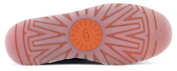 UGG X Heron Preston Classic Fleece Lined Unisex Hitam 1108769-BLK Purchase UGG X Heron Preston Classic Fleece Lined Unisex Hitam 1108769-BLK