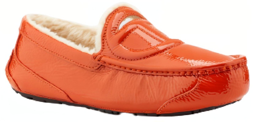 UGG x Telfar Loafer Crinkle 'Spicy Pumpkin' 1155810-SYP Lookbook UGG x Telfar Loafer Crinkle 'Spicy Pumpkin' 1155810-SYP
