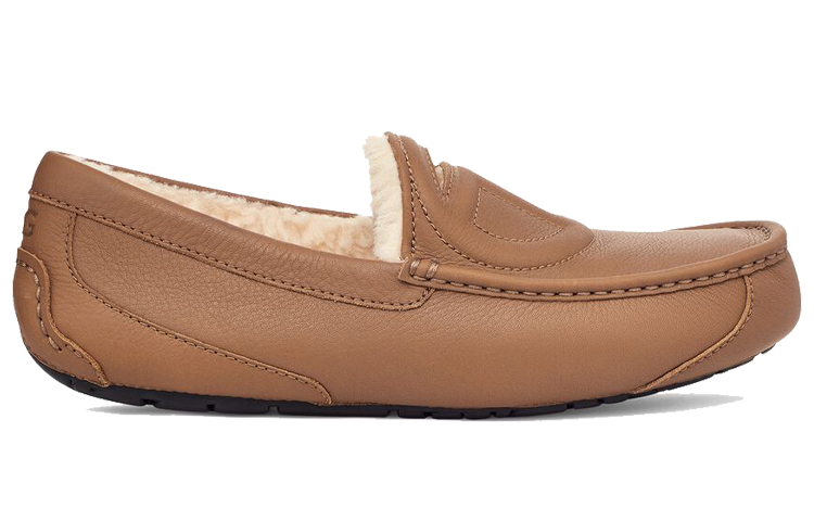 Order UGG x Telfar Mocassin Logo Marron Châtaigne 1127799-CHE