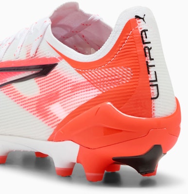 울트라 5 얼티밋 AG 축구화 108339-01 Lookbook 울트라 5 얼티밋 AG 축구화 108339-01