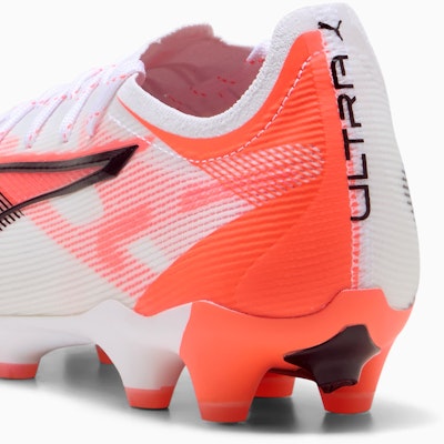 "Kasut Sepak Bola Ultra 5 Ultimate HG" 108341-01 Lookbook "Kasut Sepak Bola Ultra 5 Ultimate HG" 108341-01